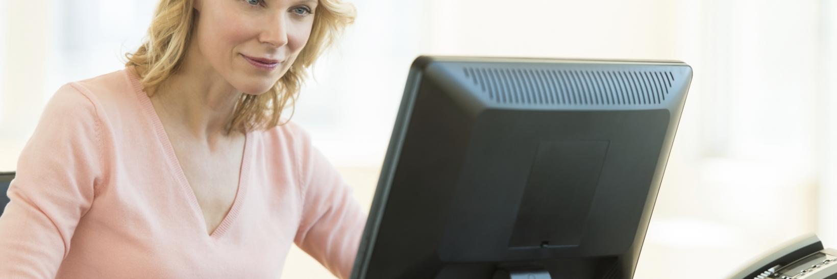 woman at a computer 