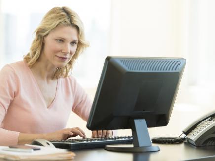 woman at a computer 